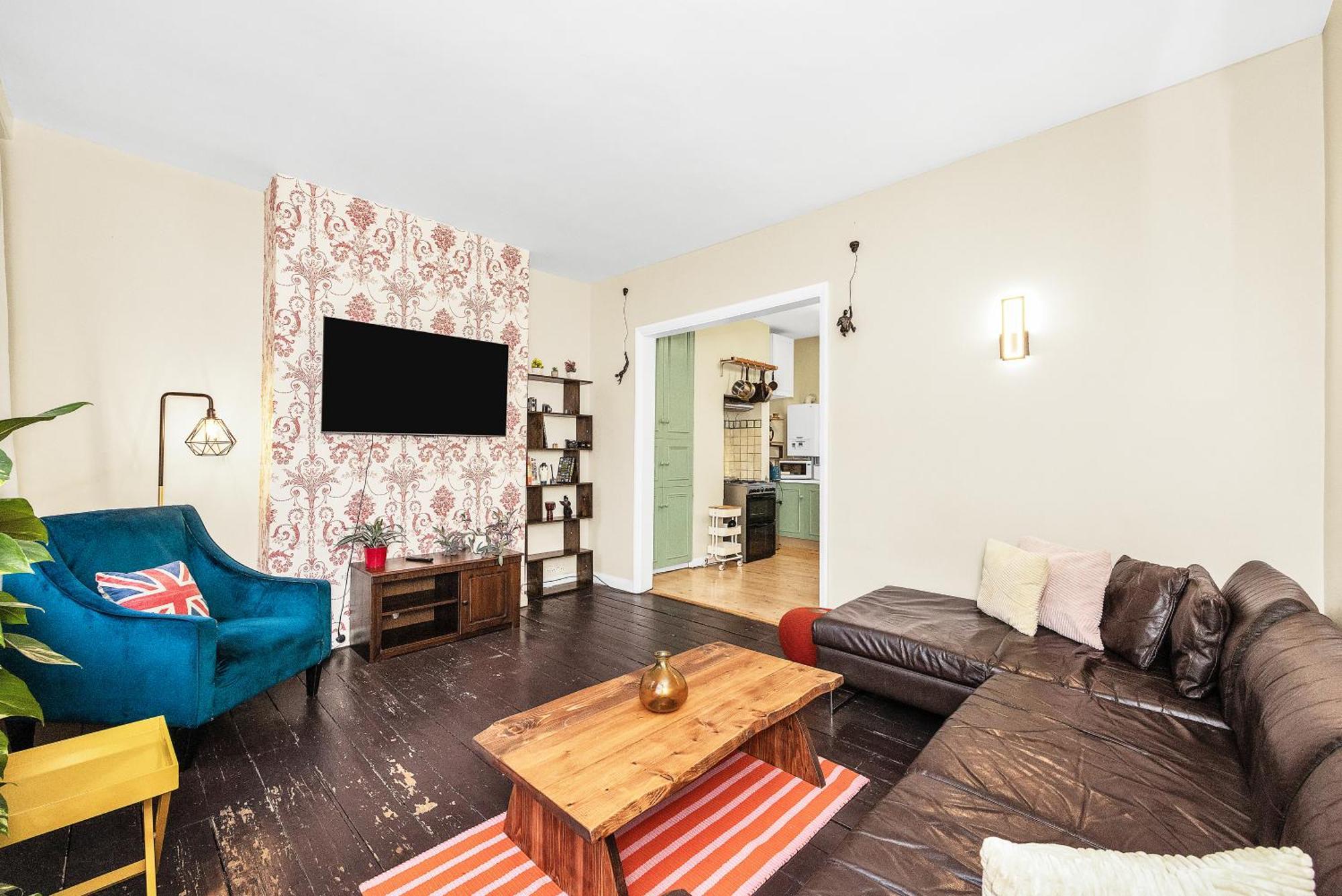 Boho 3-Bed With Garden In Camden Next To Tube Apartment Лондон Екстериор снимка